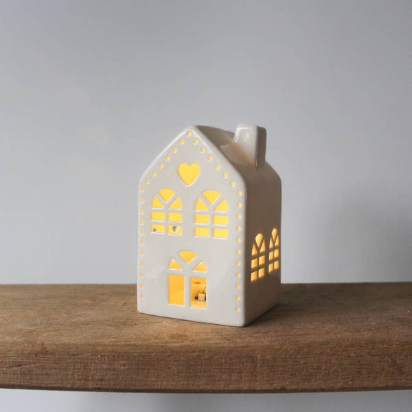 Maison illuminée avec cœur, 12,5 cm