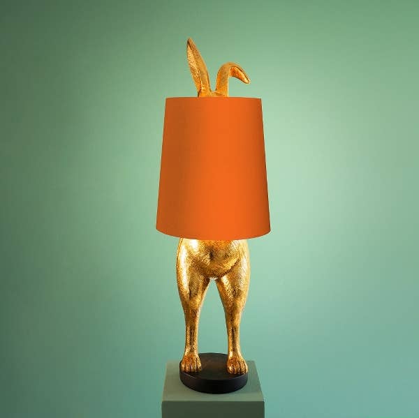 Lampe de table Hiding Bunny, doré/orange, polyrésine, H. 74 cm