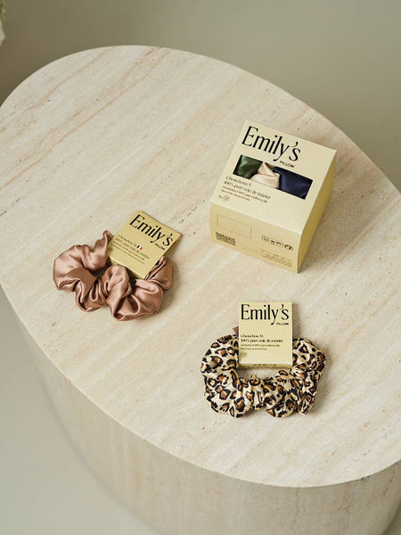 Chouchou en soie pure - Moyen: Almond