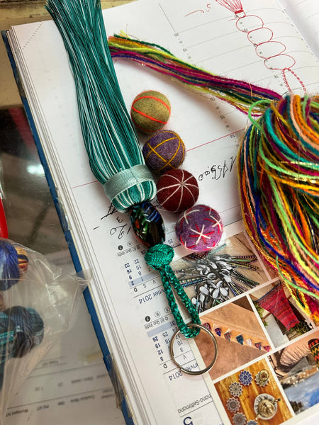 Porte-clés MULAWAN colorés faits main