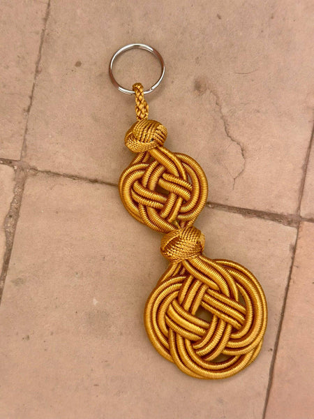 Porte-clés NIHAYA coloré et noué à bouton
