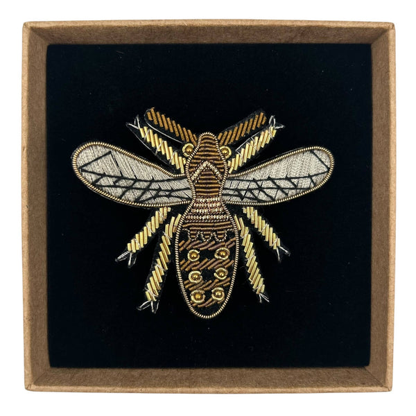 Broche / épingle brodée Insecte métallique