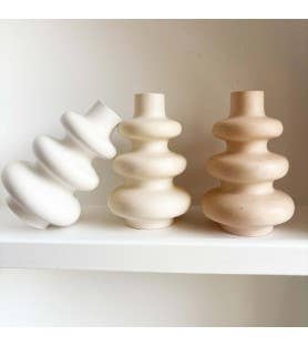 Petit vase artisanal décoratif - coloris doux et naturel: Blanc